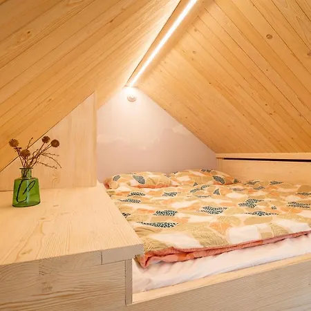 Apartamento U 3 Zbujů